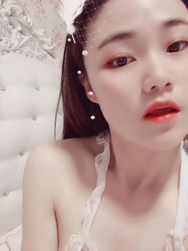 比较可爱的一个妹子